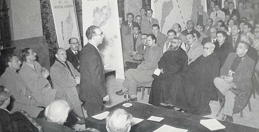 Presentació del Diccionari Català-Valencià-Balear a l'Ajuntament de València