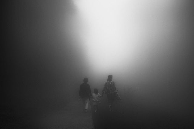 gettyimages - família en blanc i negre