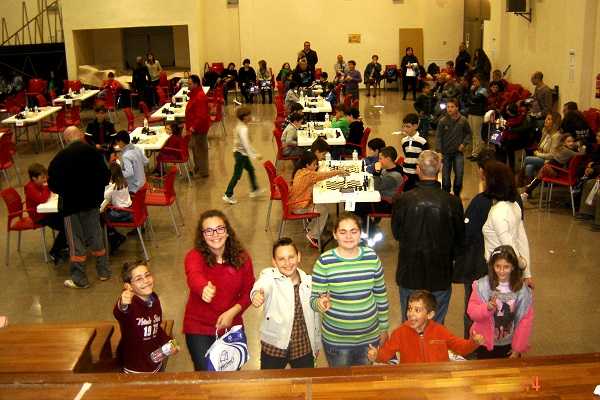 Un moment de la competició celebrada passat diumenge amb la participació de prop d'un centenar de xiquets.