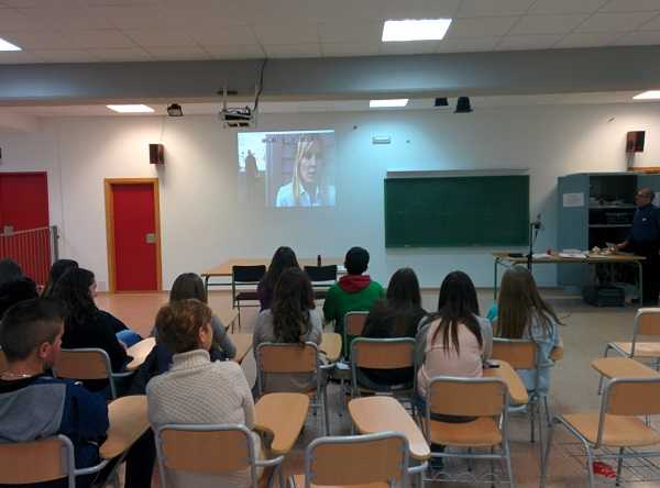 El Taller de Doblatge s’ha impartit en l’Institut Joan Fuster.