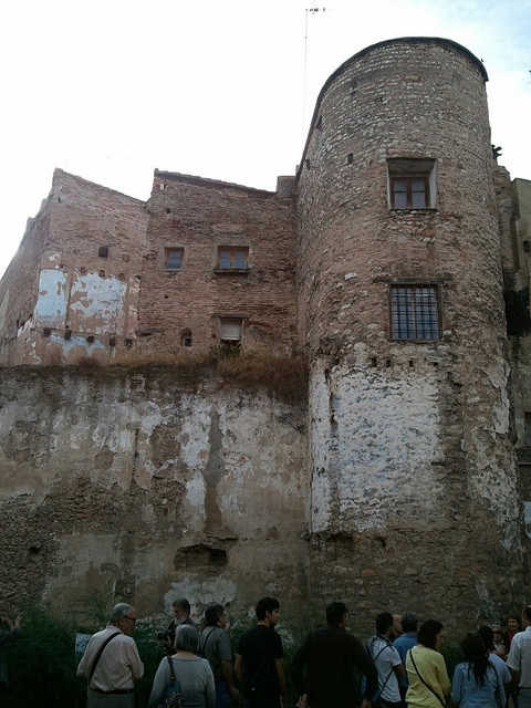 Muralla i torre àrab