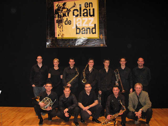 ALGUNS MEMBRES DE EN CLAU DE JAZZ BAND: Director, Ricardo Belda