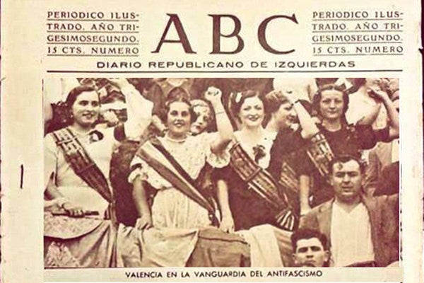 Fotografia a la portada del diari monàrquic ABC fa ara 77 anys