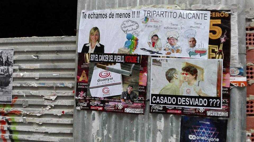 Cartells apareguts a la ciutat d'Alacant.