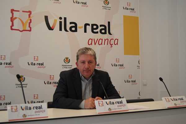 El portaveu de l'equip de govern i regidor d'Hisenda de Vila-real, Javier Serralvo, va informar de la remissió al Govern dels informes de liquidació pressupostària, els quals avalen l'objectiu d'estabilitat pressupostària.