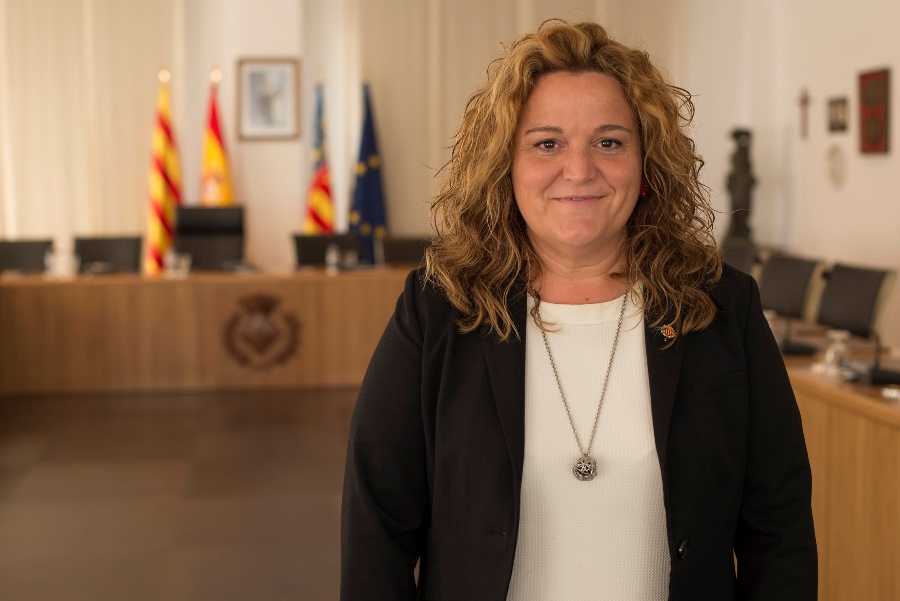 Regidora d'Educació, Mónica Mañas