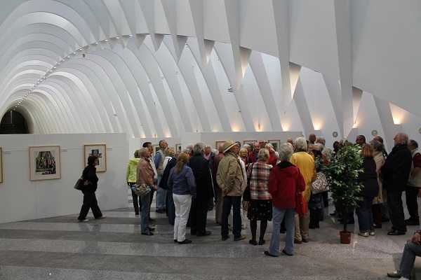 El grup de turistes alemany va poder descobrir els encants turístics d'alcoi.
