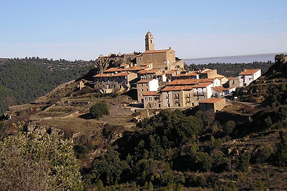 Herbeset és una xicoteta localitat situada a uns deu quilòmetres de Morella.