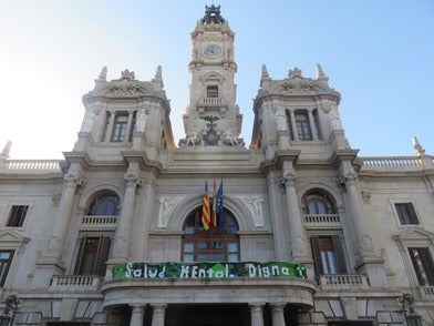 Al balcó de l'ajuntament