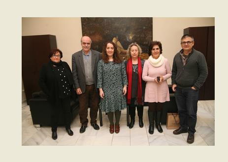 Glòria Tello s’ha reunit amb veïns i membres de la Comissió de Memòria Històrica.