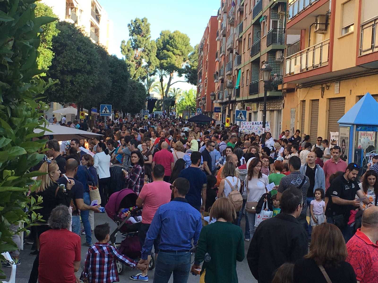 Multitudinària Trobada a Manises