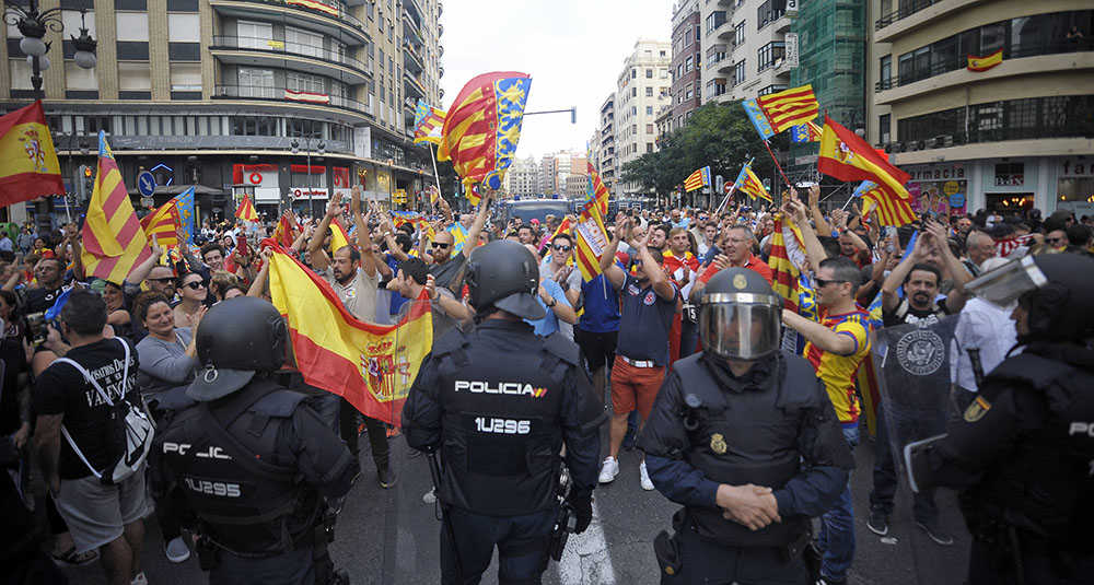 Compromís i Podem demanen la dimissió del delegat del Govern per no impedir les agressions feixistes a la manifestació del 9 d'Octubre.