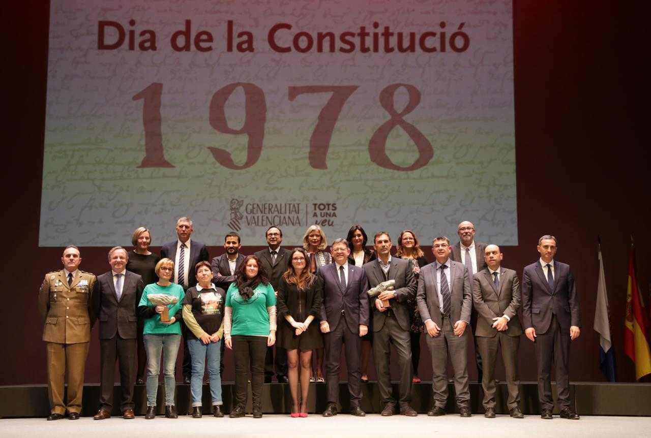 Els membres del Consell han participat en l'acte per l'aniversari de la Constitució Espanyola al Teatre Principal d'Alacant.
