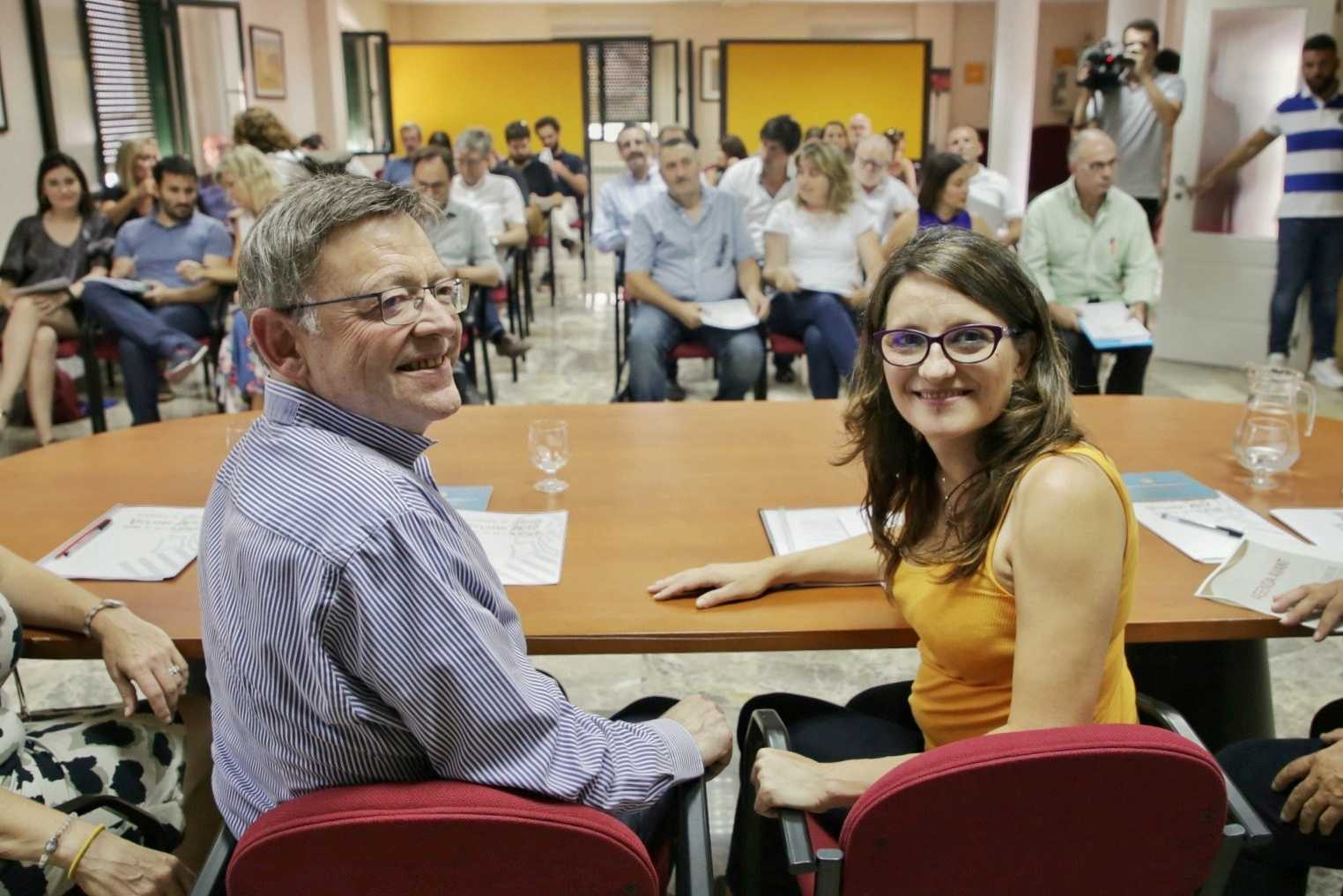 Ximo Puig i Mónica Oltra, junts durant el seminari de govern celebrat juliol passat a Ademús.