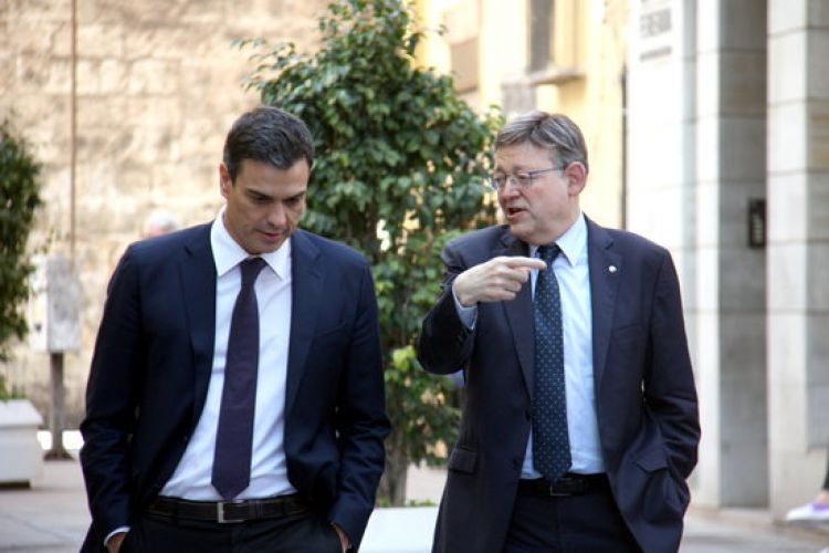 El líder del PSPV, Ximo Puig, amb el secretari general del PSOE, Pedro Sánchez.