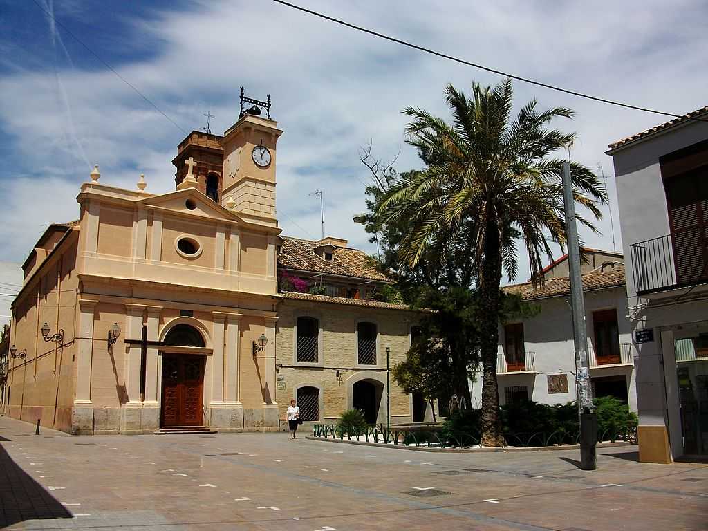 En la primera edició del Decidim VLC els participants van impulsar projectes com l'adequació del carrer de la Murta de Benimaclet, l'ampliació del solar del col·legi Max Aub, a la Saïdia, o la zona de jocs infantils a Benifaraig.