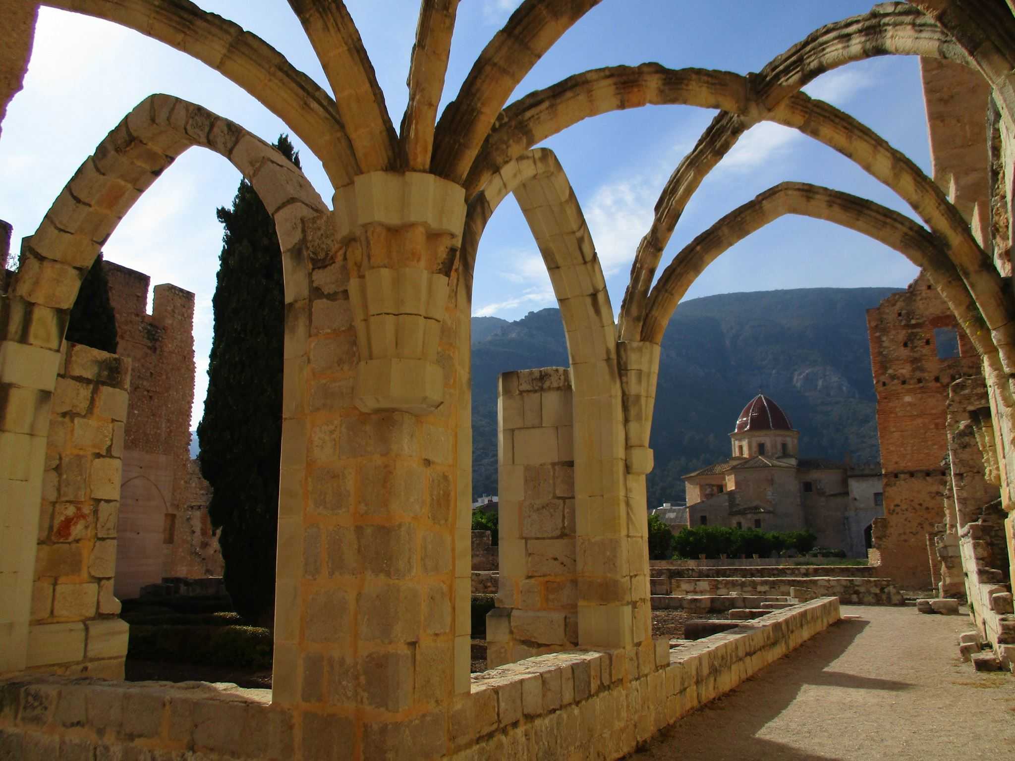 La Fundació Jaume II el Just va ser l'encarregada de recuperar part del Monestir de Santa Maria de la Valldigna.