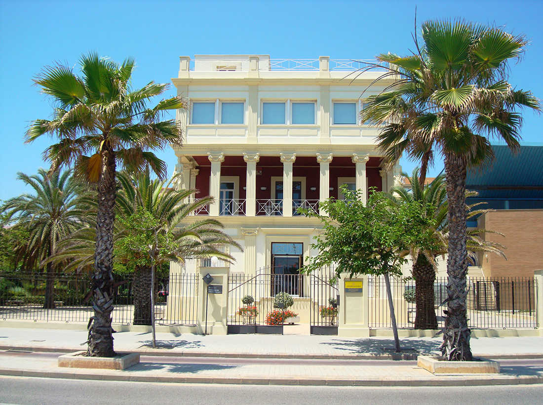 El conveni preveu la restauració i millora de l'edifici, així com la digitalització dels documents i fons bibliogràfics. / CASA MUSEU BLASCO IBÁÑEZ