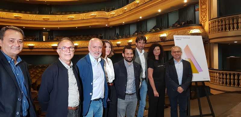 Els Premis Valencians de l'Audiovisual tenen un total de 17 categories, un premi d'honor i el premi de l'Acadèmia Valenciana de l'Audiovisual.