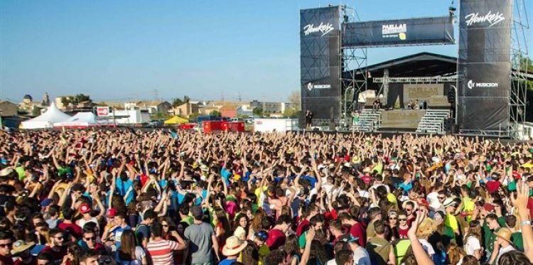 Les Paelles Universitàries van haver de buscar una altra ubicació perquè la Marina de València els va tancar la porta en aquesta edició.