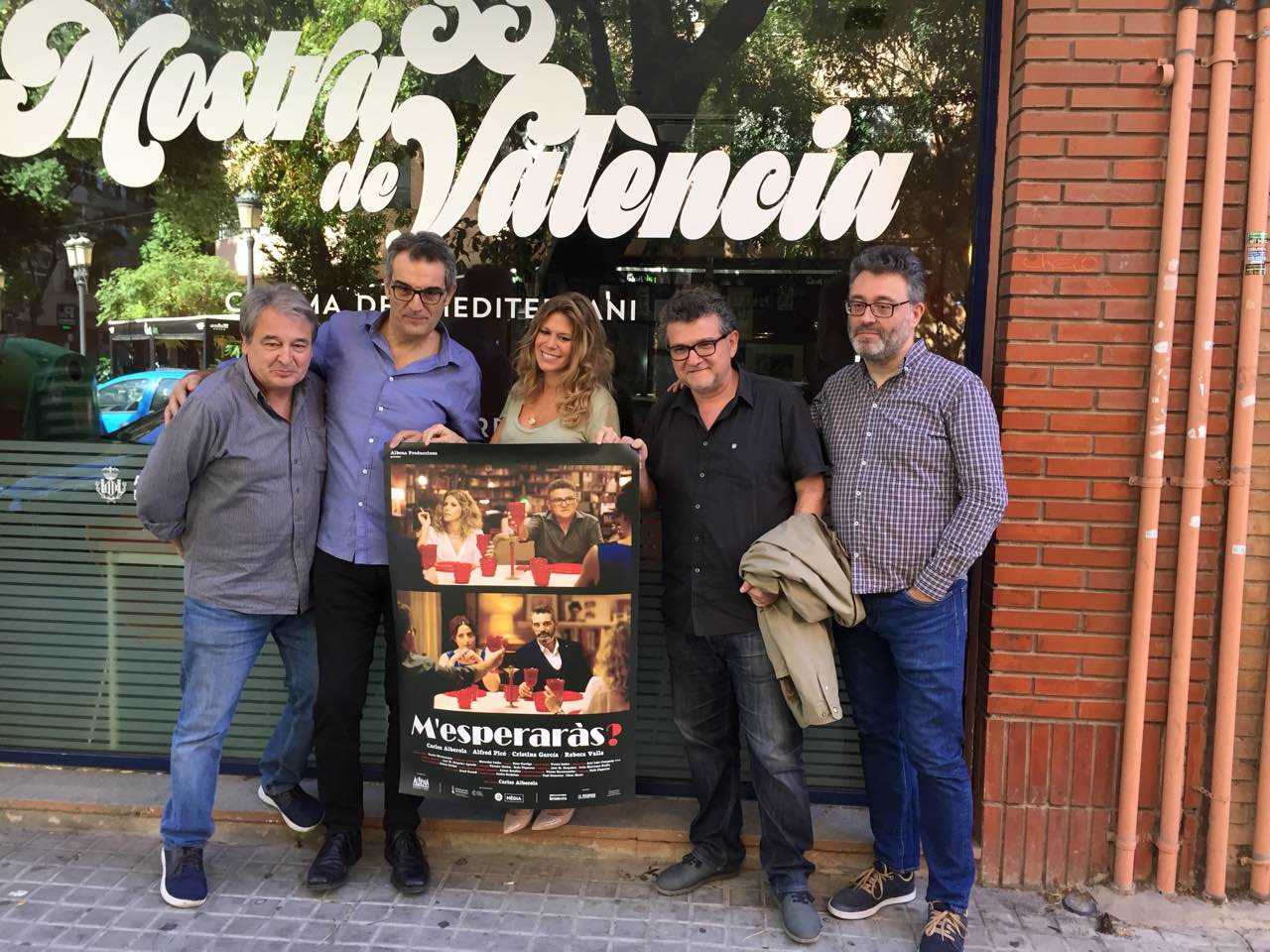 Toni Benavent, Alfred Picó, Rebeca Valls, Carles Alberola i Eduard Guillot durant la presentació als Cines Babel del primer film d'Albena Produccions.