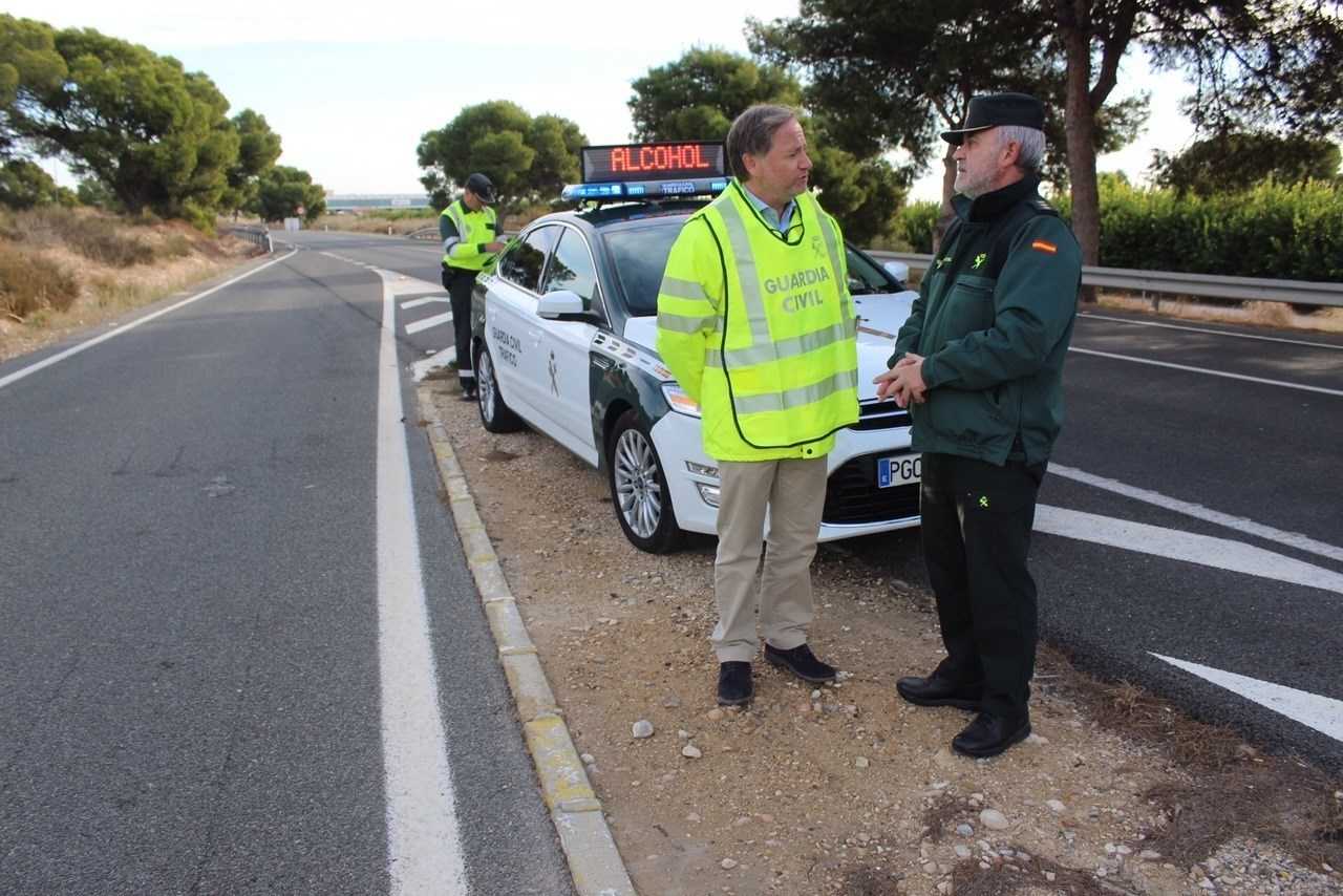 El delegat del Govern espanyol, Juan Carlos Moragues, ha instat els conductors a no utilitzar el mòbil al volant.