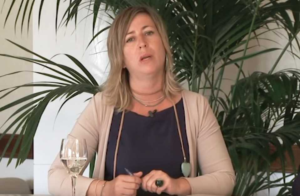 Amor denuncia que el PP no ha respectat la presumpció d'innocència de l'expresident.