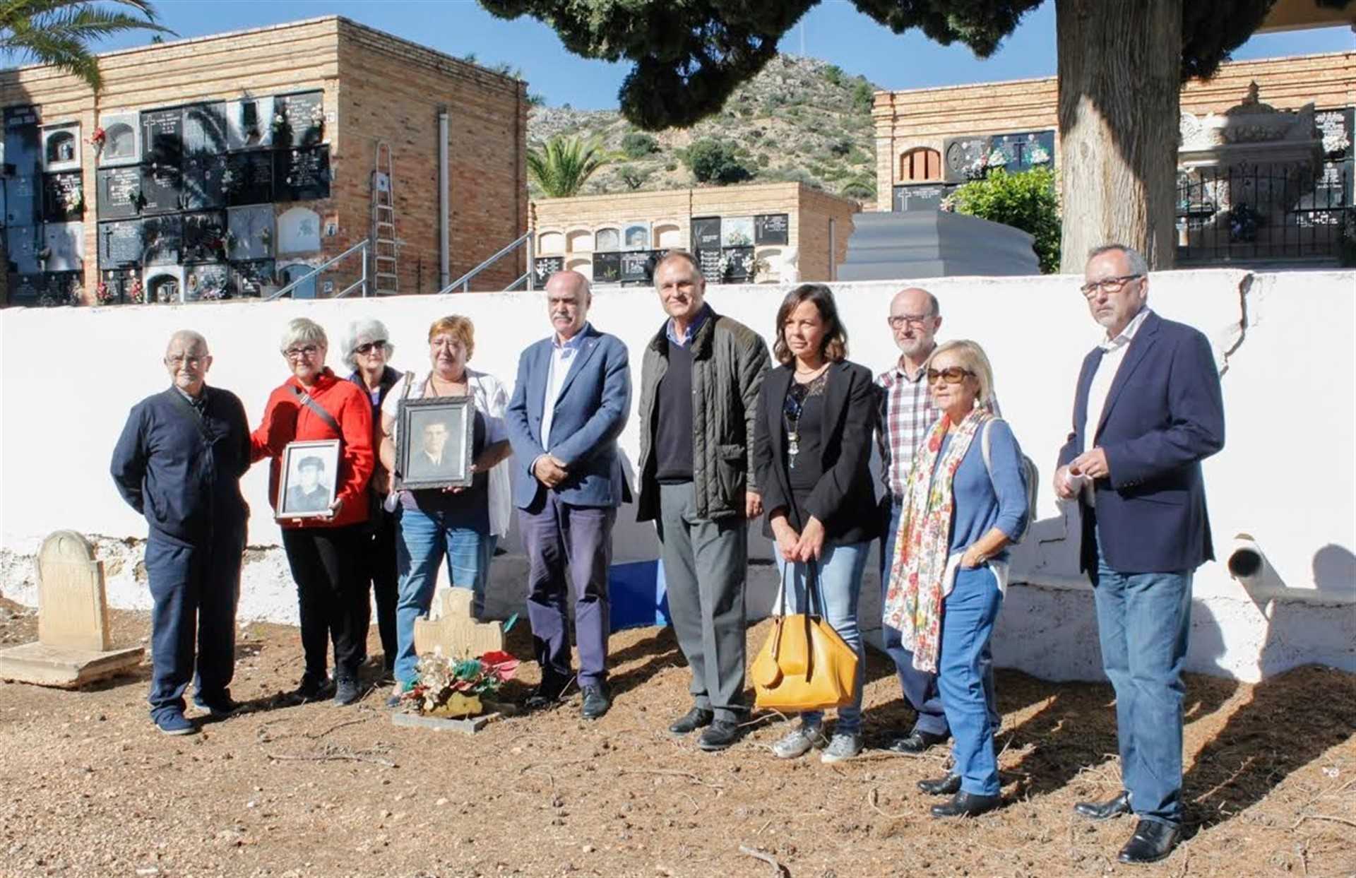 L'Ajuntament de Llíria facilitarà a l'associació els instruments necessaris, amb l'objectiu de "garantir el dret de totes les persones a tindre un soterrament amb dignitat".