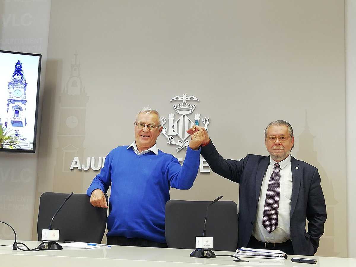 L'alcalde de l'Ajuntament de València, Joan Ribó, i el regidor d'Hisenda, Ramon Vilar, han presentat aquest dimecres els pressupostos de la ciutat per a 2019.