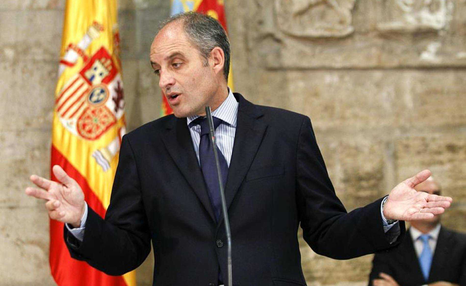 Anunci de la dimissió de Francisco Camps.