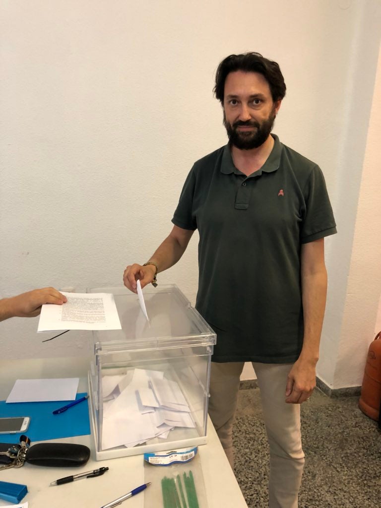 Vicente Betoret vota durant el XIX Congrés del PP celebrat a Madrid el passat cap de setmana.