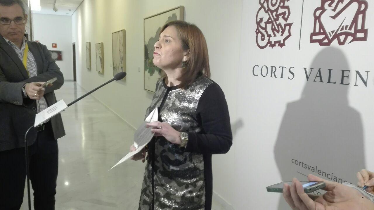 Isabel Bonig ha defensat la coherència del seu partit a l'hora de mantindre l'austeritat en els sous dels alts càrrecs i els assessors.