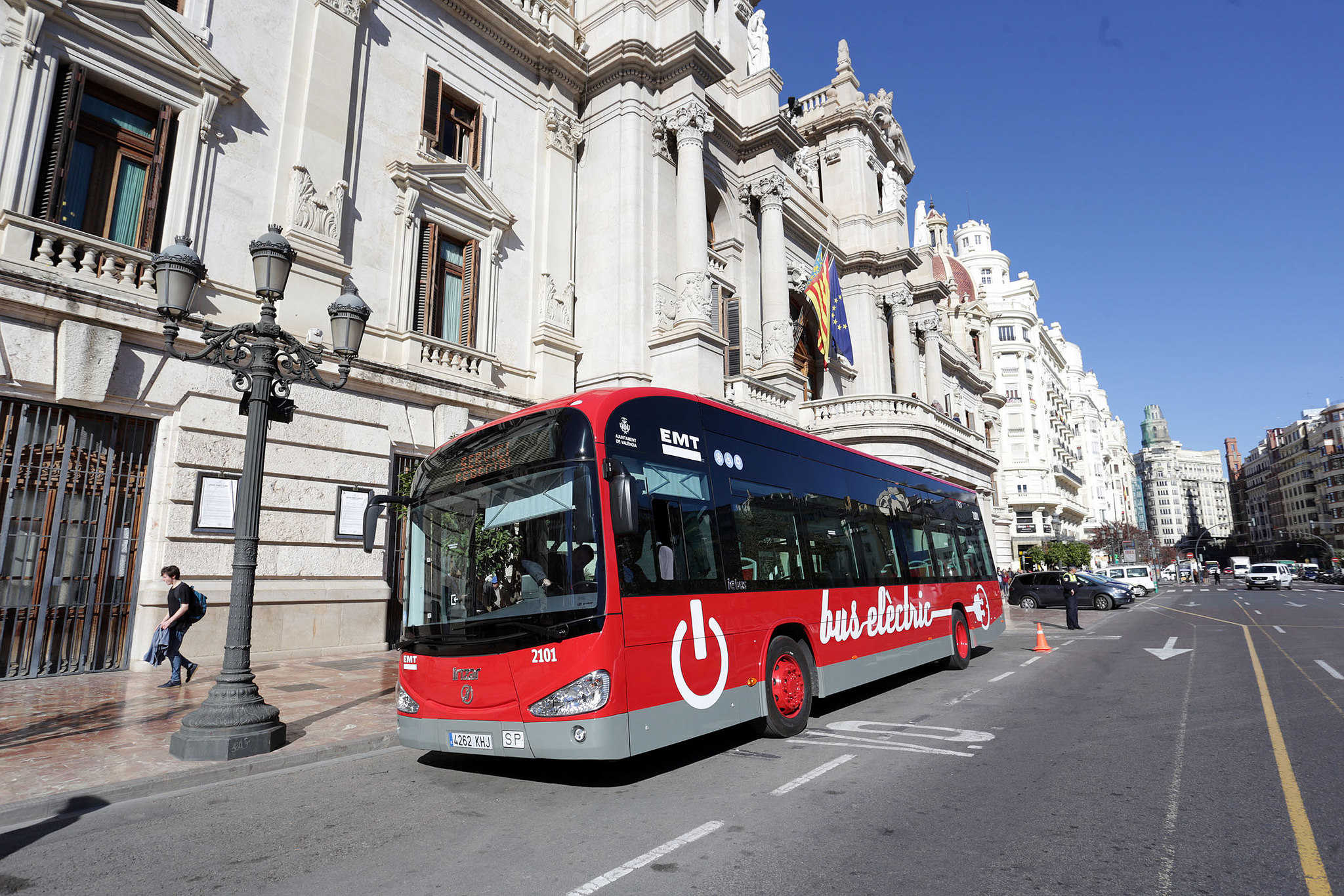 El debat sobre la designació dels PGE ha arribat a les xarxes socials.