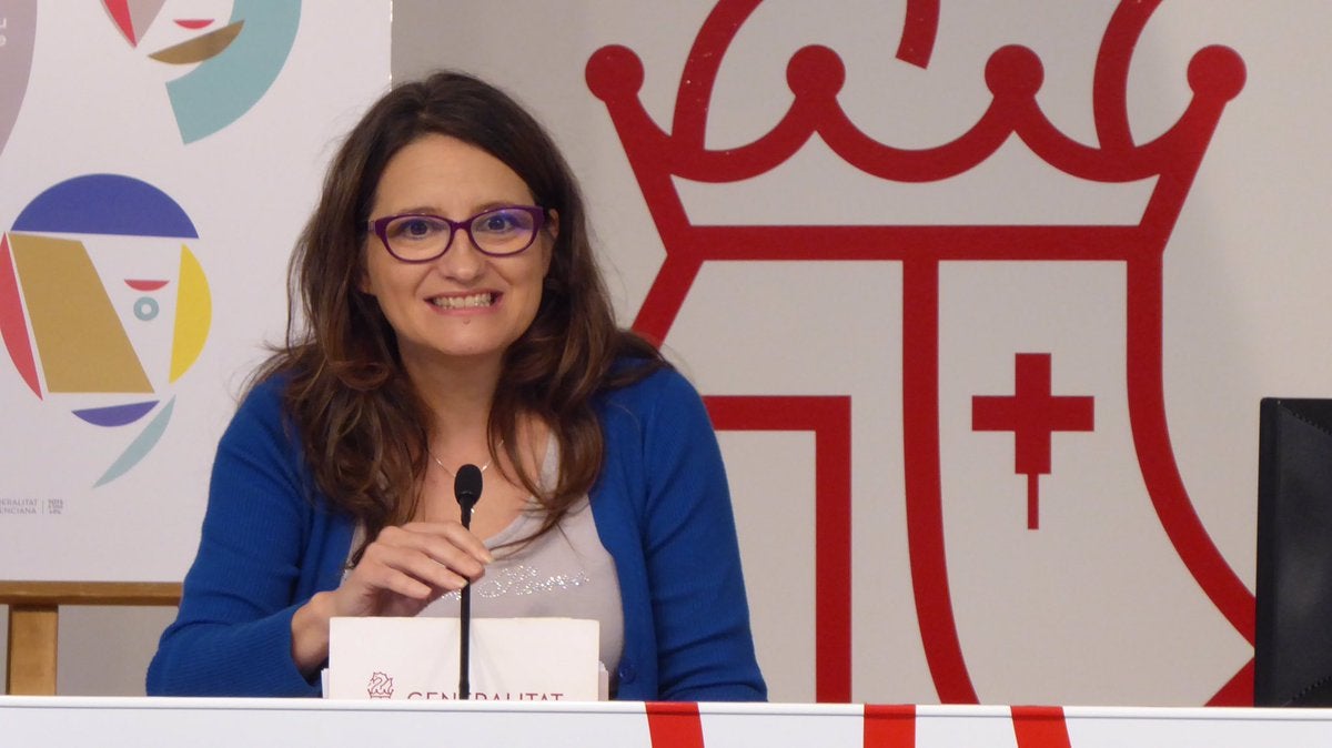 La vicepresidenta de la Generalitat, Mónica Oltra, durant la roda de premsa d'aquest divendres posterior al ple del Consell.