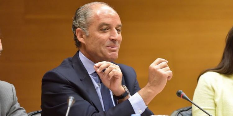 Francisco Camps ha preguntat a les Corts per la presència d'À Punt.