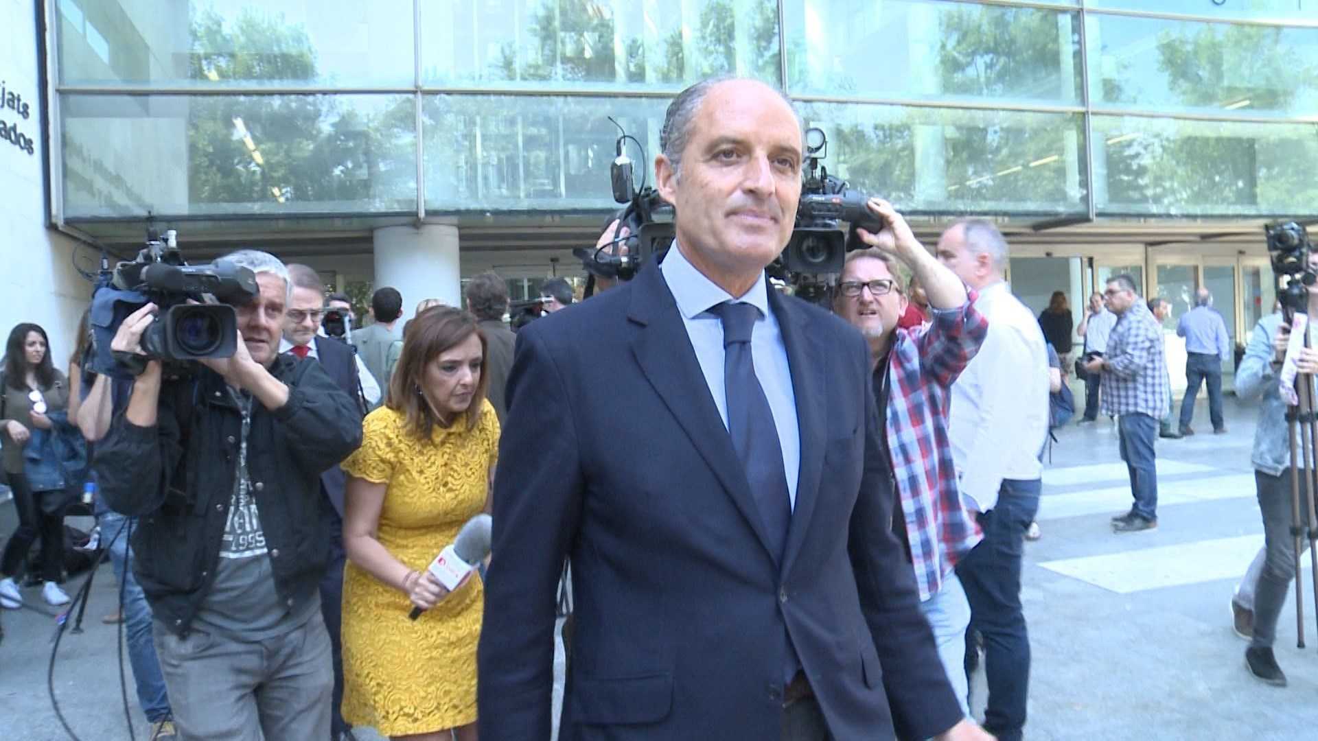 L'expresident de la Generalitat, Francisco Camps, considera que determinades informacions dels mitjans sobre el cas de la Fòrmula 1 "deixen en indefensió a algunes persones".