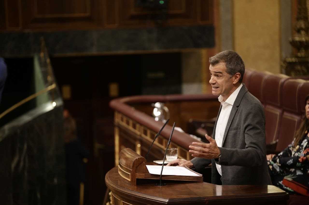 Toni Cantó no s'explica per què, si van pactar deu milions als PGE de 2018, el transport metropolità de València només en rebra 3,6.