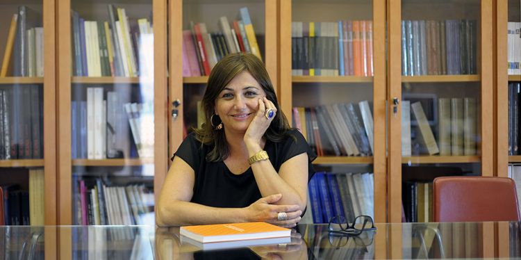 Carmen Amoraga presenta hui la seua última novel·la 'Basta con vivir'.