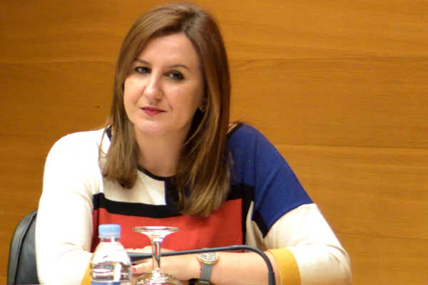 María José Català.