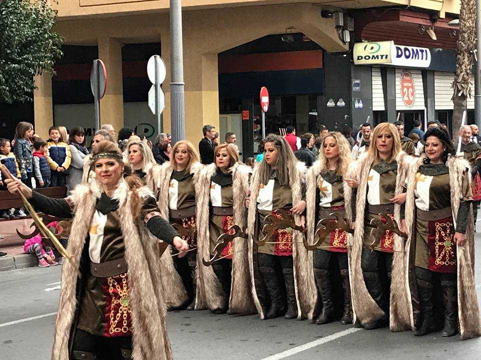 La comparsa Navarros, que ostenta la Capitania Cristiana aquest any, té de termini fins dimecres vinent per a presentar una nova proposta.