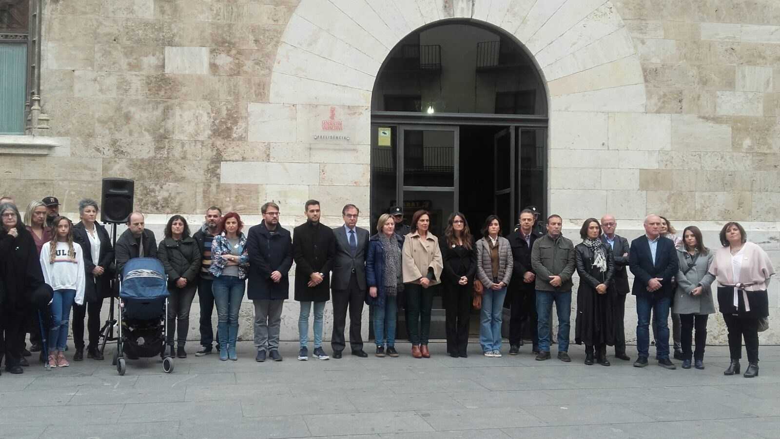 Concentració de rebuig per l'últim assassinat masclista al País Valencià.