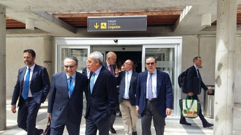 Part de la comitiva d'empresaris desplaçada de València a Almeria per a participar en l'acte en defensa del corredor.