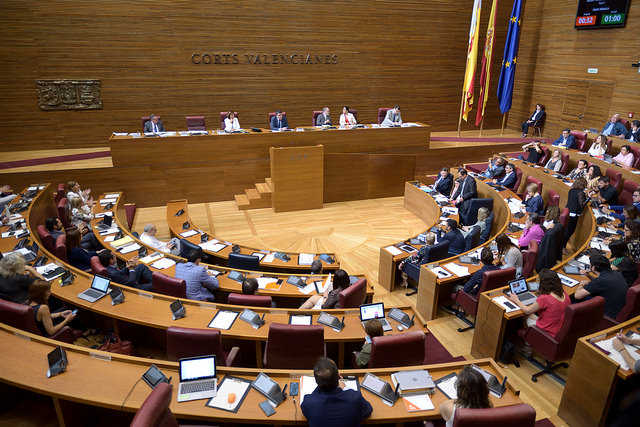 PSPV, Compromís, Podem i Ciutadans han pactat la reforma del Debat de Política General per a evitar que cada grup presente centenars d'iniciatives "a pes".