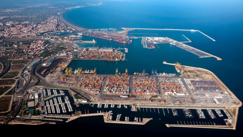 El port de València va recuperar un 10% de contenidors en abril respecte al mateix mes de 2016.