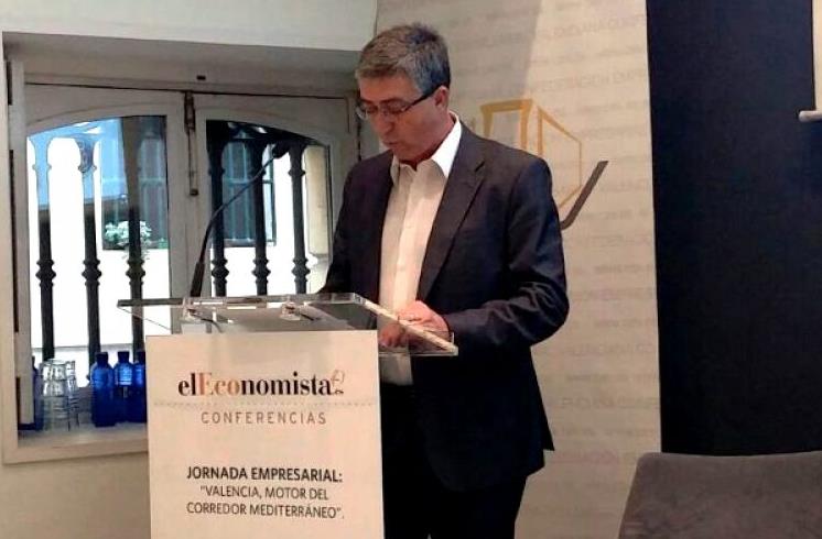 Climent destaca que el seu departament ha destinat altres 230 milions als majors de 30 anys, a través del pla Avalem Experiència