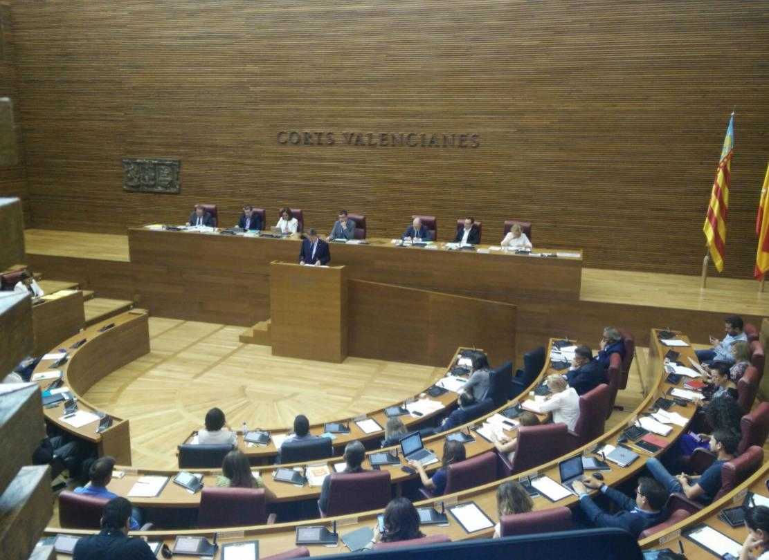 Puig ha anunciat un pla de tres milions per a acabar amb l'escletxa digital als municipis amb risc de despoblació