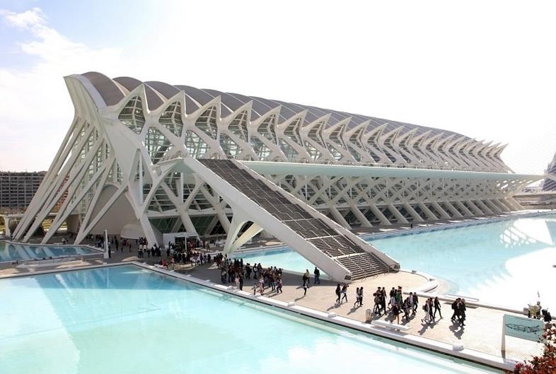 Els ingressos per venda d'entrades del recinte de València es van desplomar en 2016