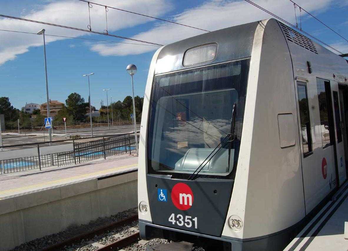 Ferrocarrils és l'empresa pública valenciana amb els números rojos més abultats