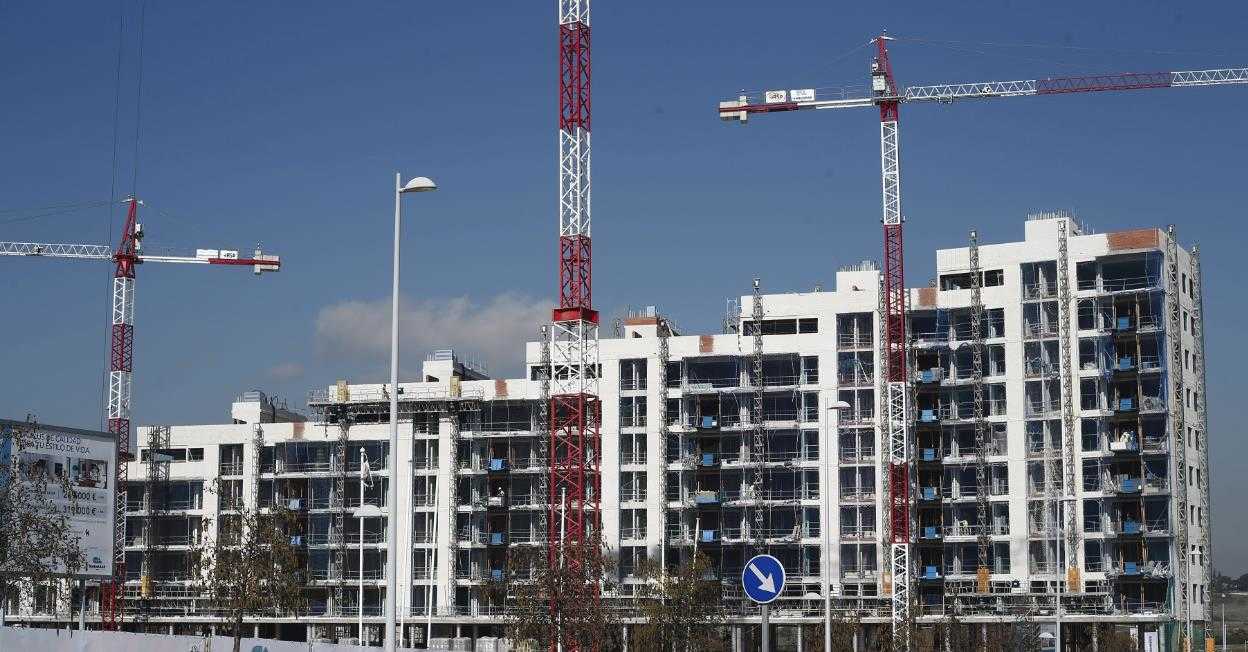 Prop de 70.000 compradors valencians van quedar atrapats per la fallida de promotores immobiliàries