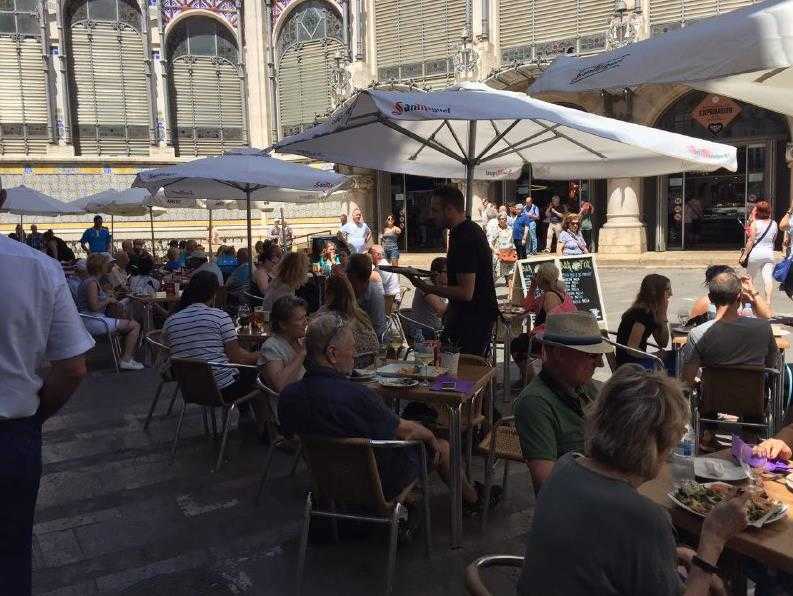 Les empreses que ofereixen visites turístiques 'gratuïtes' guanyen terreny a València, Alacant i Elx